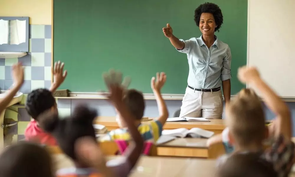 Educação de Rio Negro abre PSS para professores